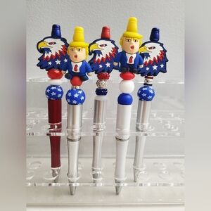 Patriotic Pen Set with Character Toppers